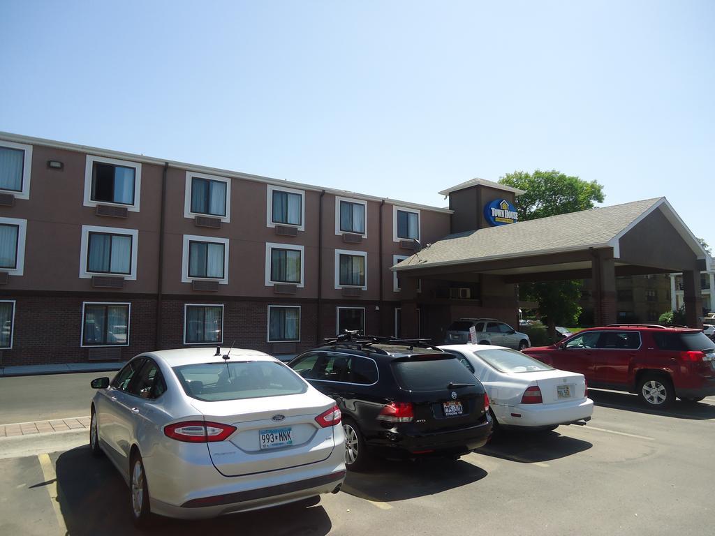 Townhouse Extended Stay Hotel Downtown Lincoln Exterior foto