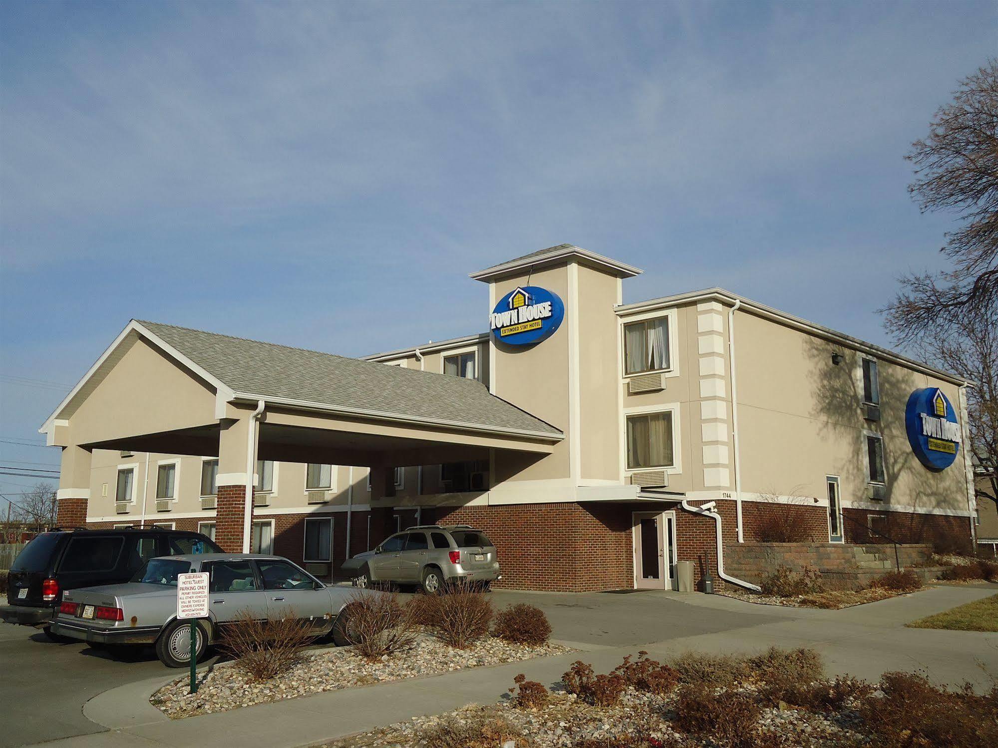 Townhouse Extended Stay Hotel Downtown Lincoln Exterior foto