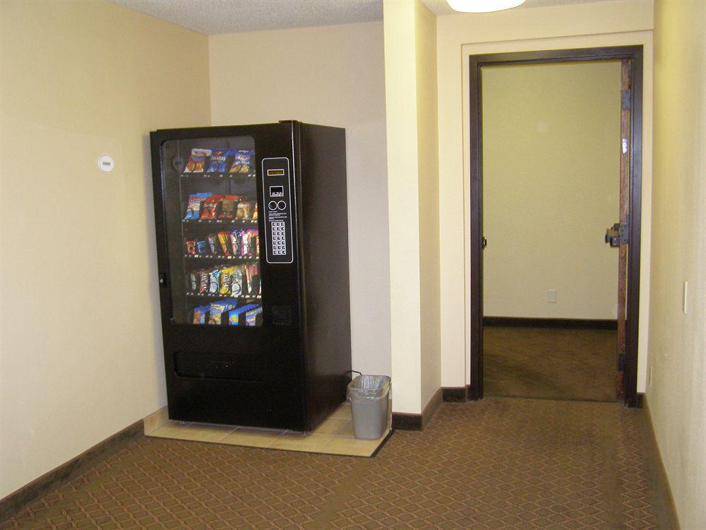 Townhouse Extended Stay Hotel Downtown Lincoln Exterior foto